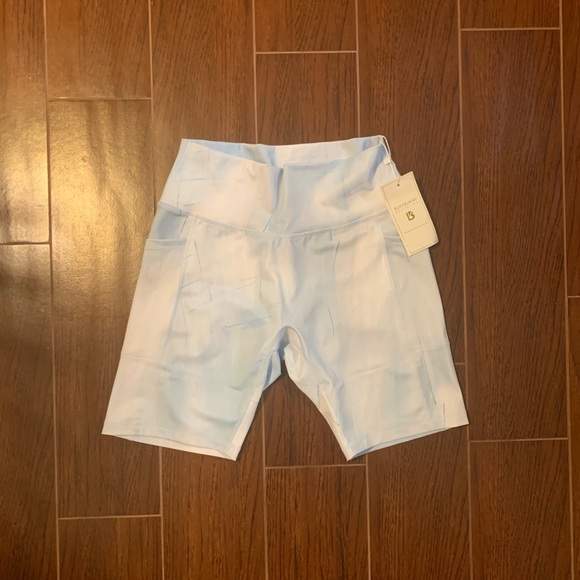 BuffBunny Limitless Biker Short - Picture 4 of 10